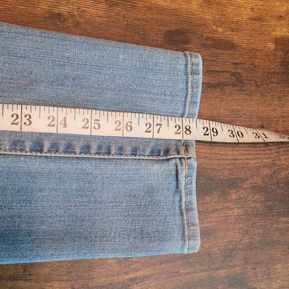 Eddie Bauer Jeans Womens 8 P Slightly Curvy Straight Low Rise Light Wash Stretch - Picture 8 of 10